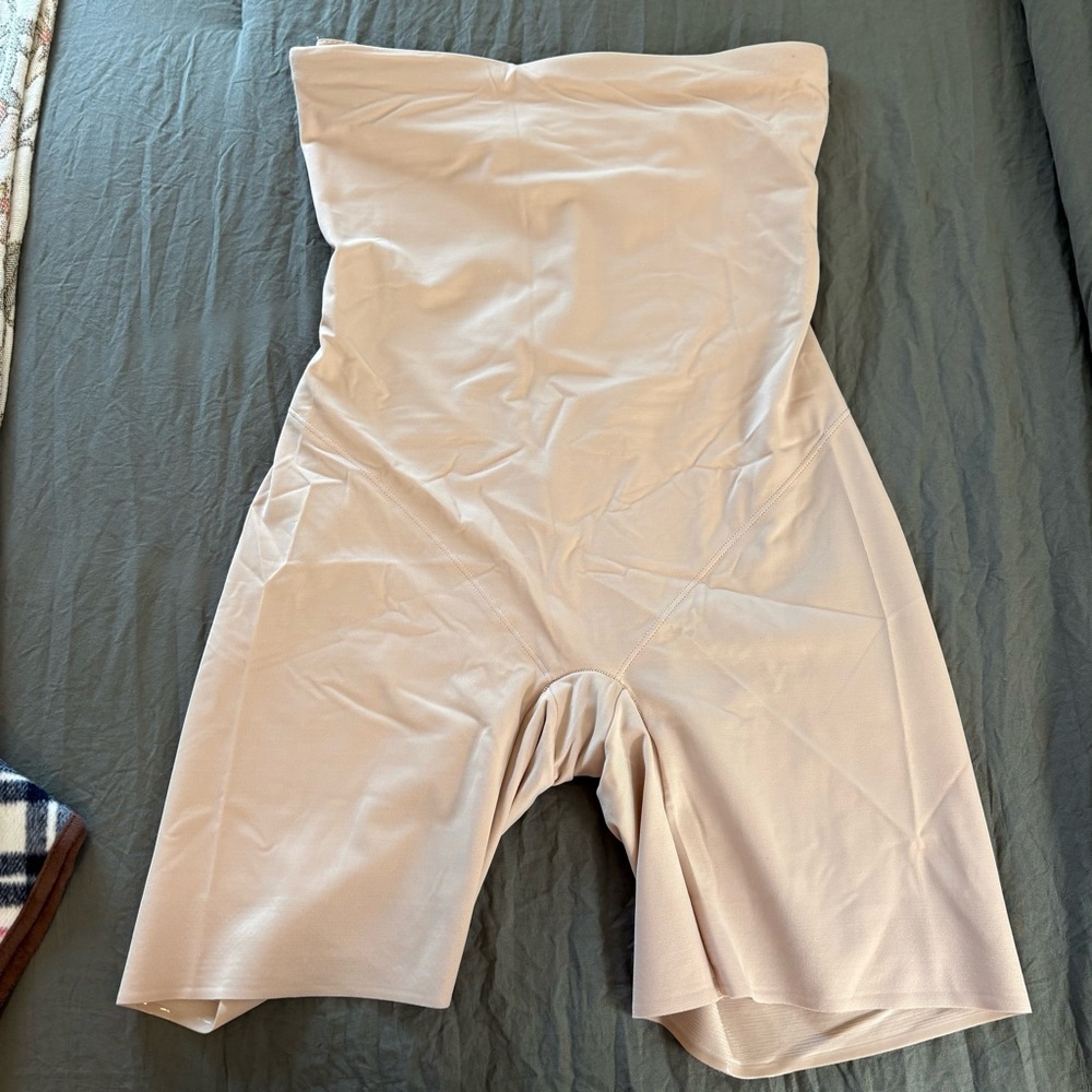 Miraclesuit Extra Firm Tummy-Control High Waist Smooth Thigh Slimmer. Size XL. - Picture 2 of 8